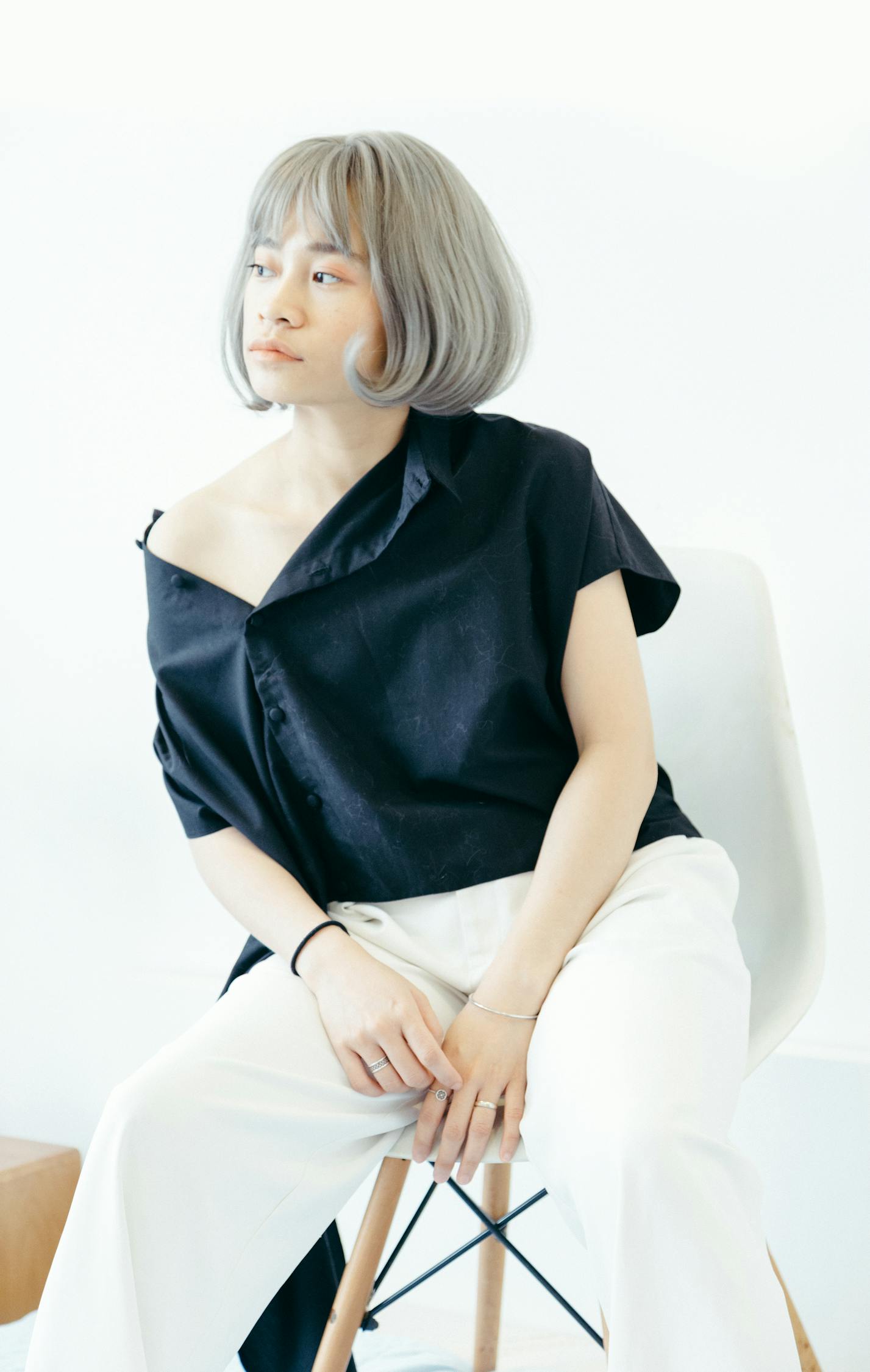 最新女性时尚用品，展现独特魅力，引领潮流风尚