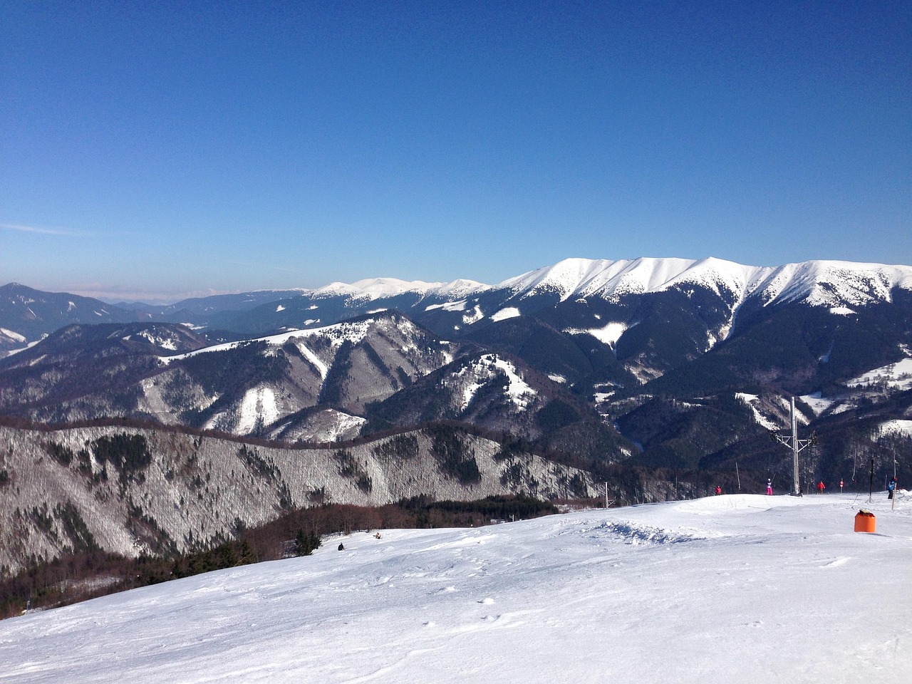 最新登山旅行记，探索未知高峰的壮丽之旅