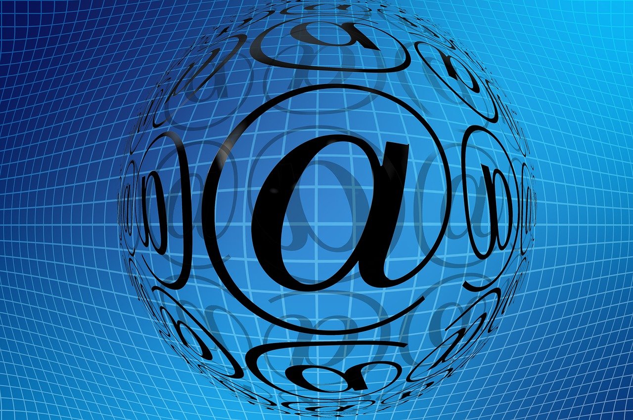 探究CSGO职业比赛中开挂现象的深层原因及影响