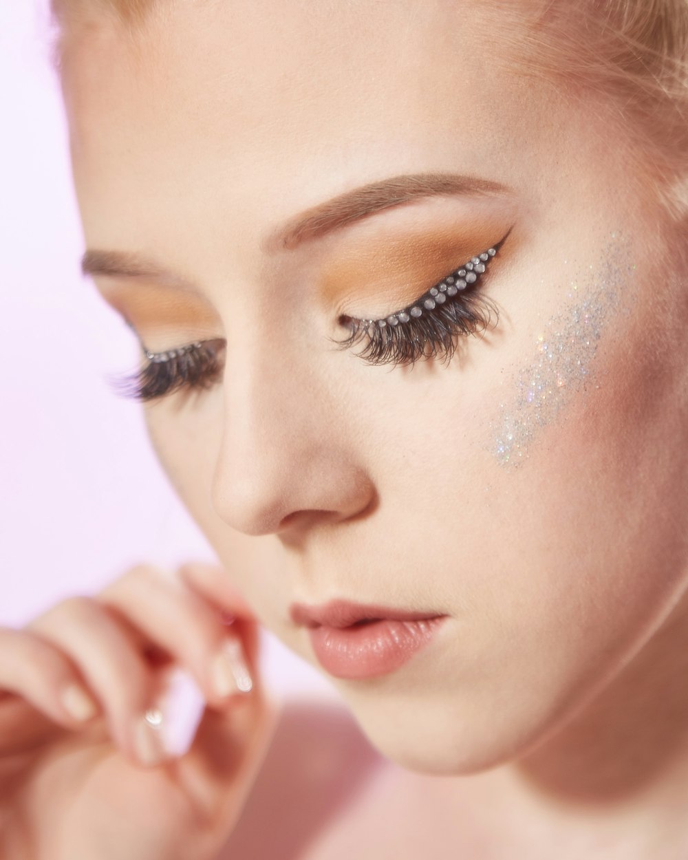 新出炉女性头像颜值高背后的深层探索