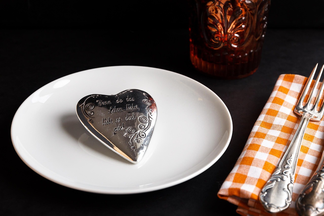 情侣馒头新品上市，爱的味道与独特魅力，甜蜜相伴的浪漫美食