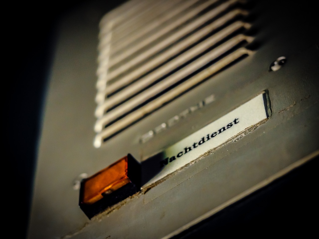 东方有线电视报修电话，一站式服务解决电视问题