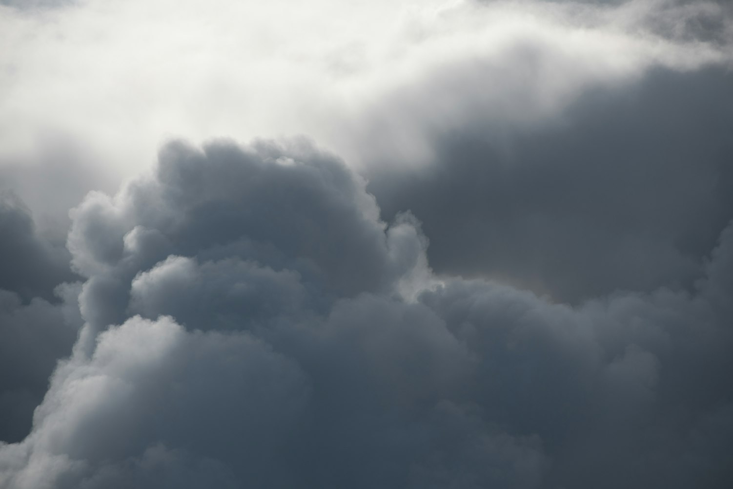 云南天气实时更新，多彩气候下的生活指南